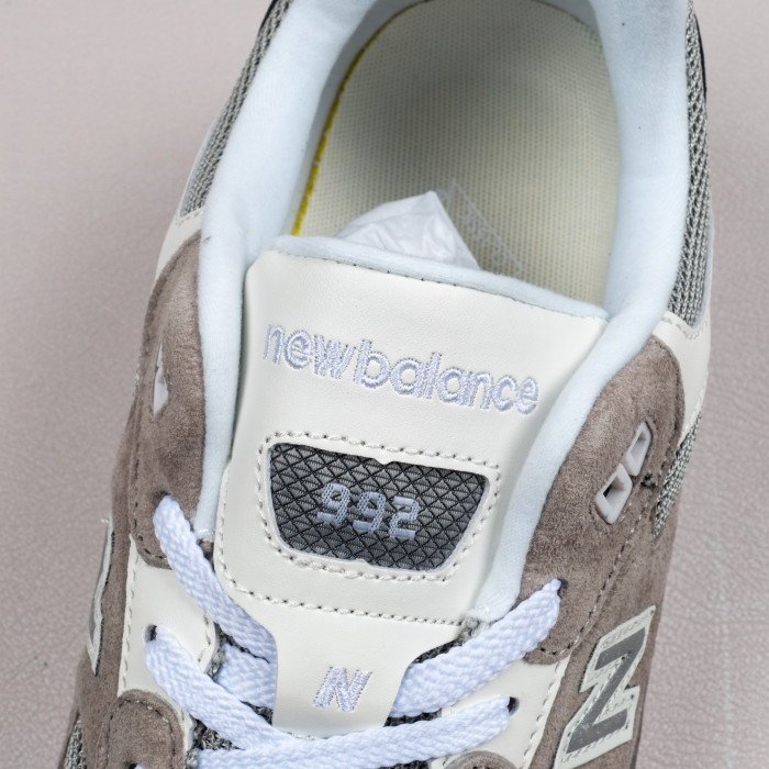 992 White Silver Nimbus Cloud