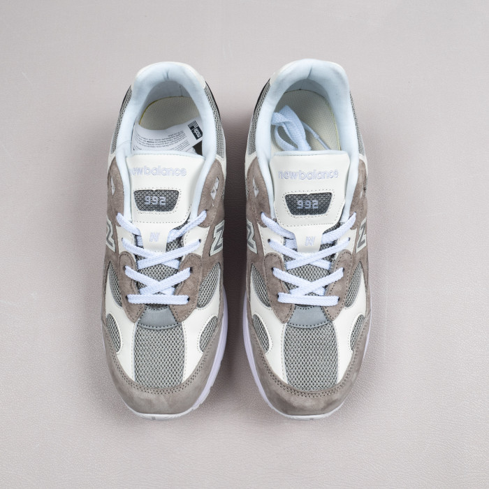 992 White Silver Nimbus Cloud