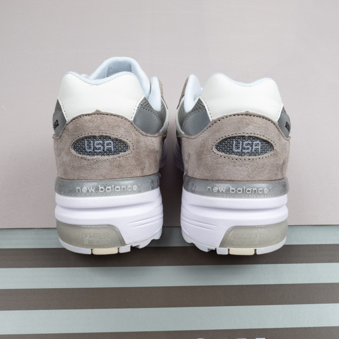 992 White Silver Nimbus Cloud