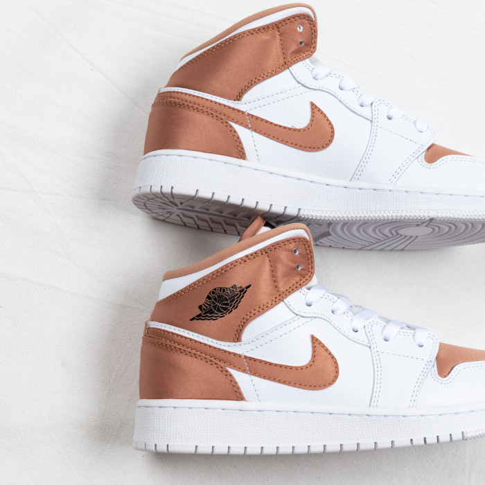 1's Mid White Rose Gold