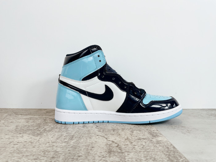 1's Retro High UNC Patent
