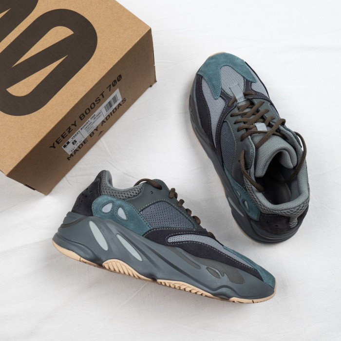 700 Teal Blue