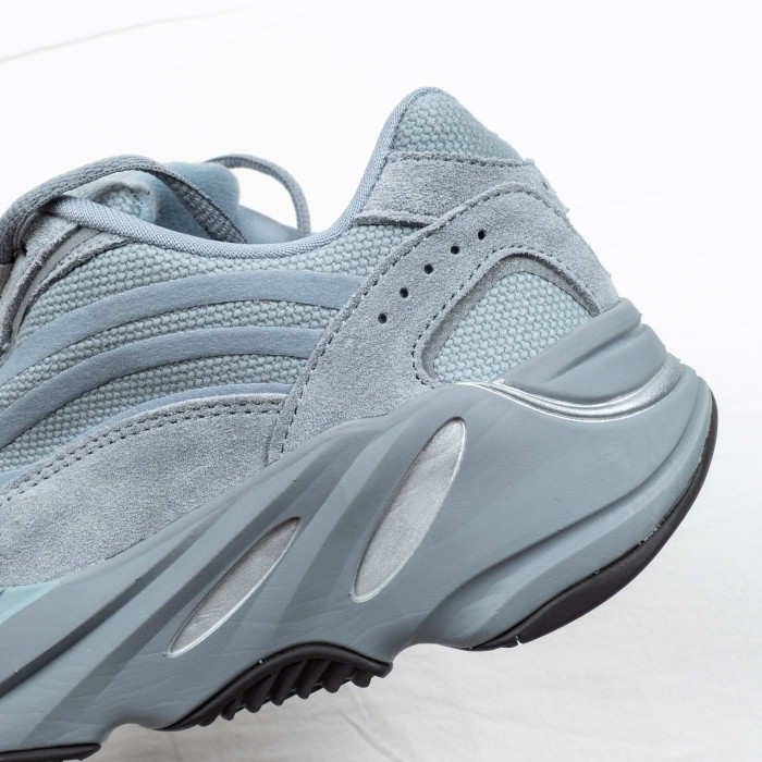 700 V2 Hospital Blue
