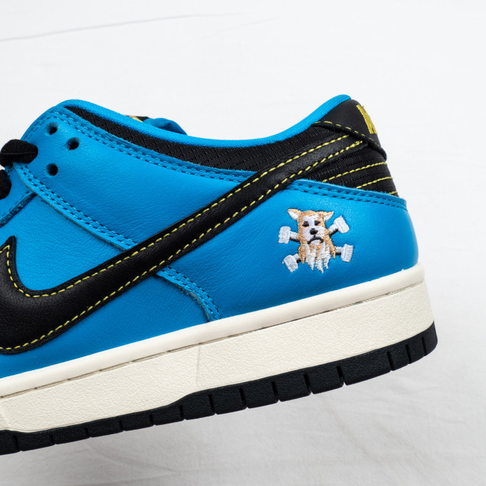 SB Dunk Instant Skateboards