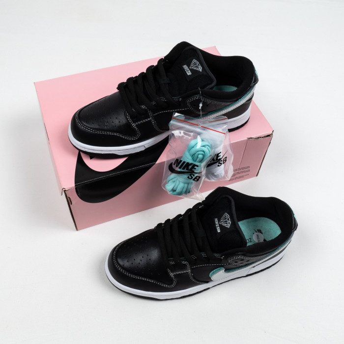 SB Dunk Low Diamond Supply Co Black Diamond