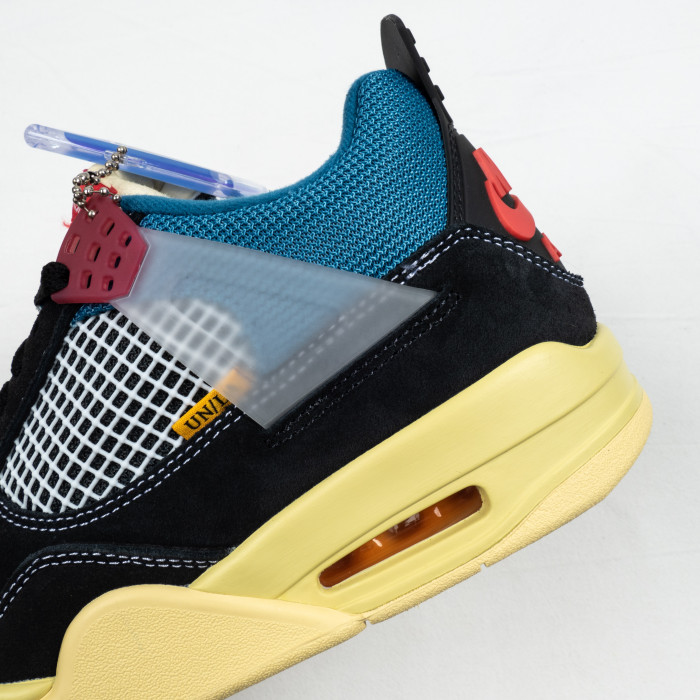 Union x Air 4's Off Noir