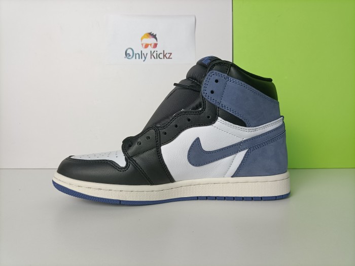 1's Retro High Blue Moon