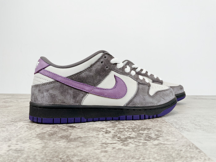 Dunk SB Low Purple Pigeon