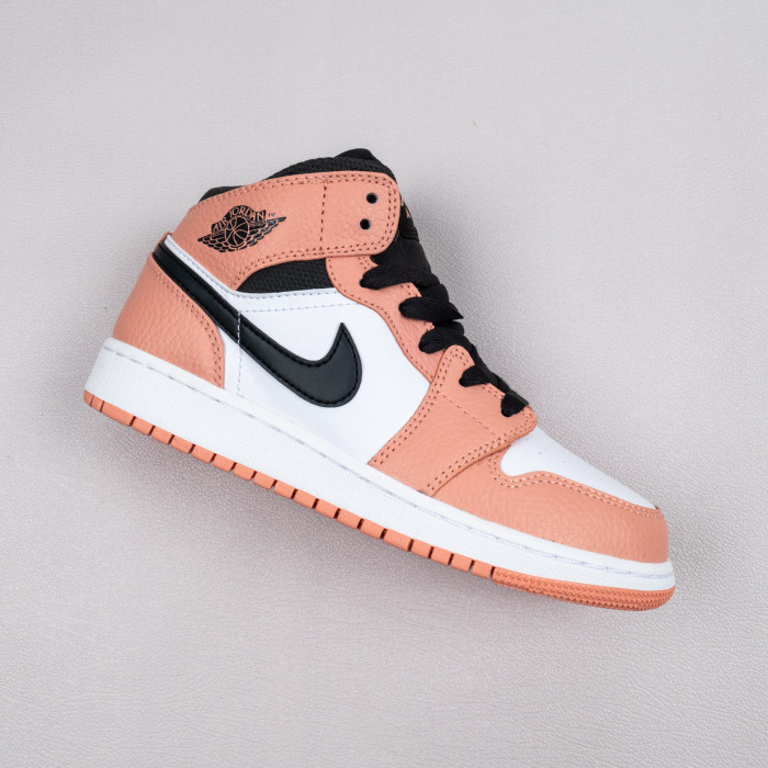 1's Mid Pink Quartz