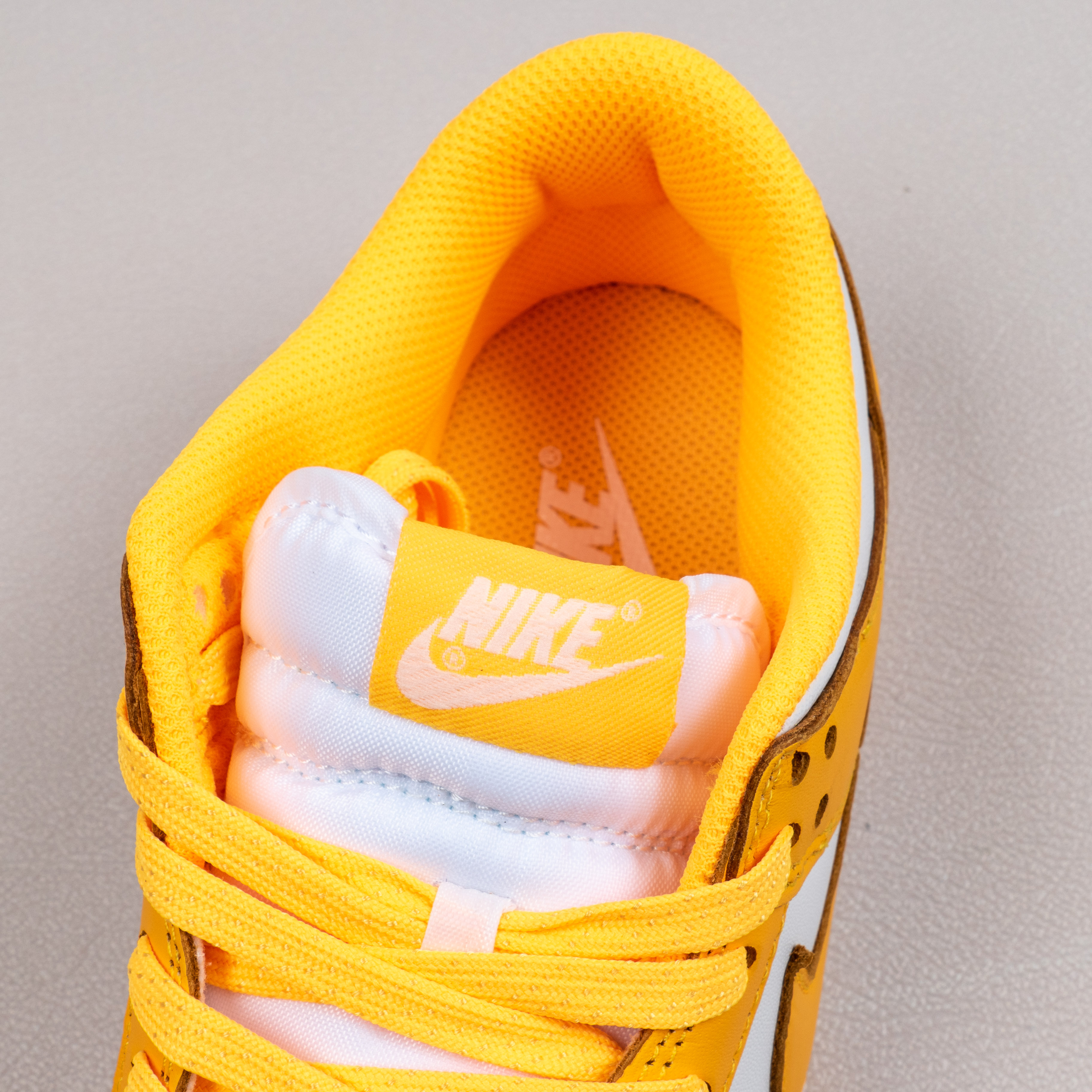 Dunk Low Laser Orange