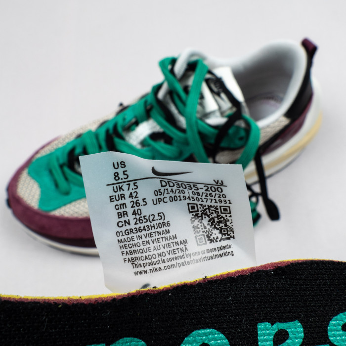 Vaporwaffle sacai Villain Red Neptune Green