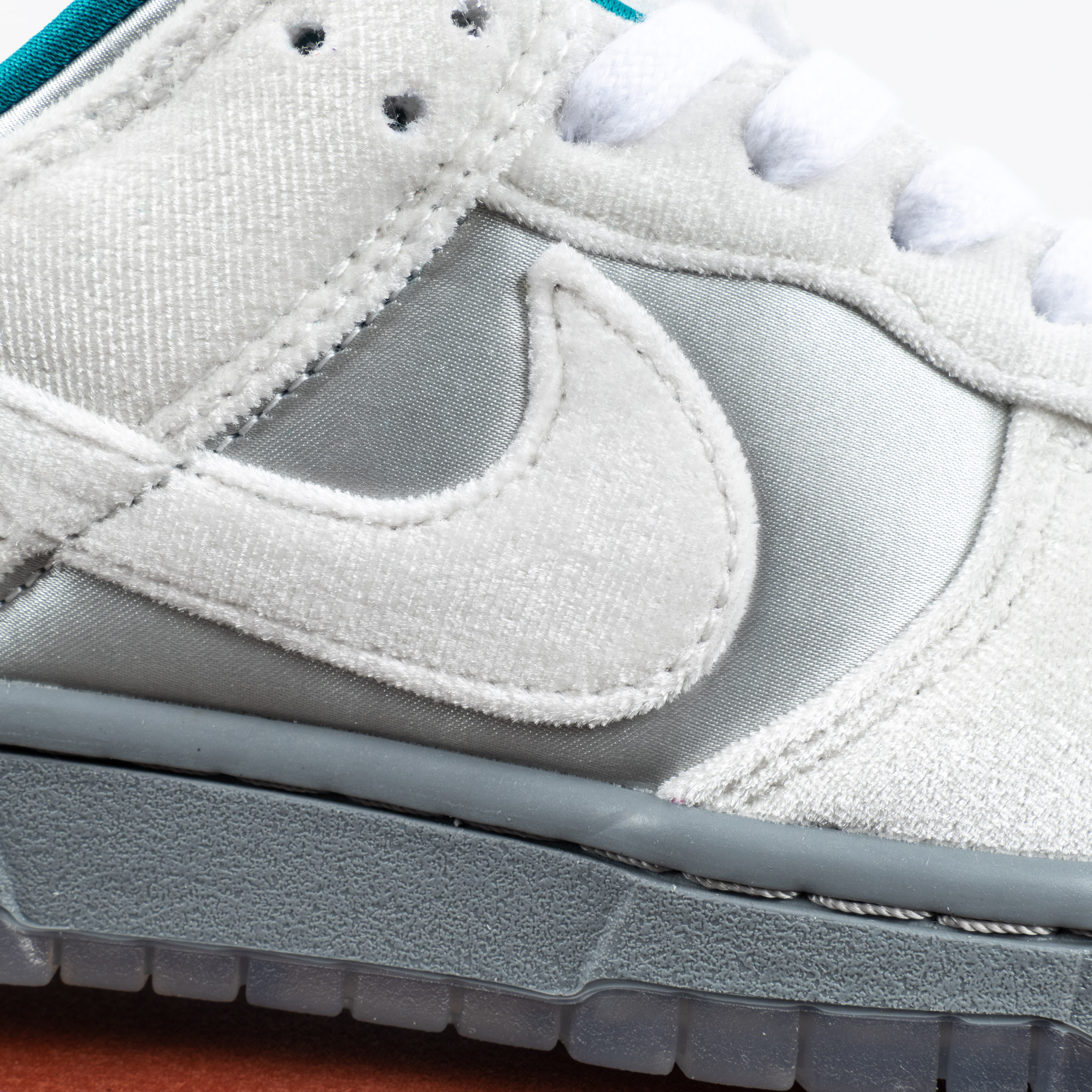 Dunk Low Ice