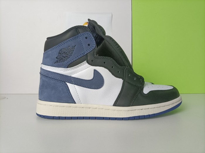 1's Retro High Blue Moon