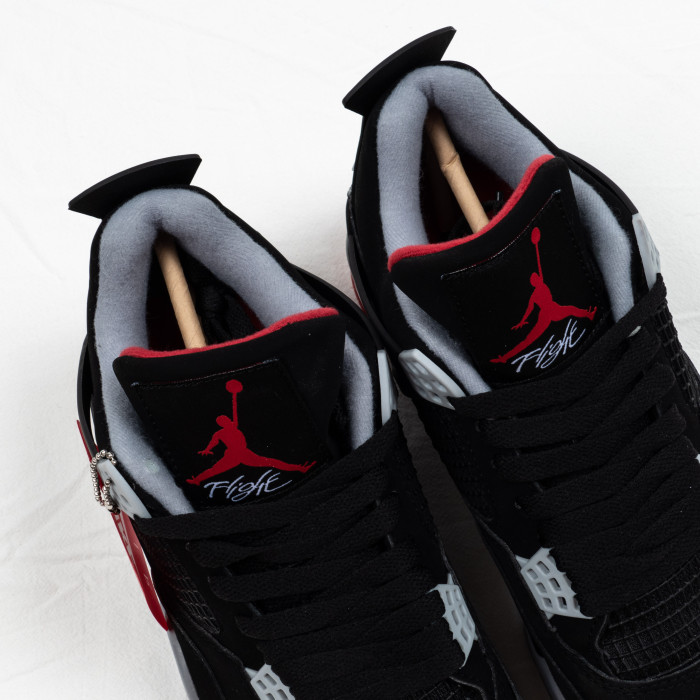 4's Retro Bred