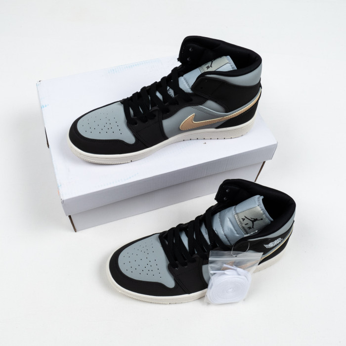 1's Mid Grey Onyx