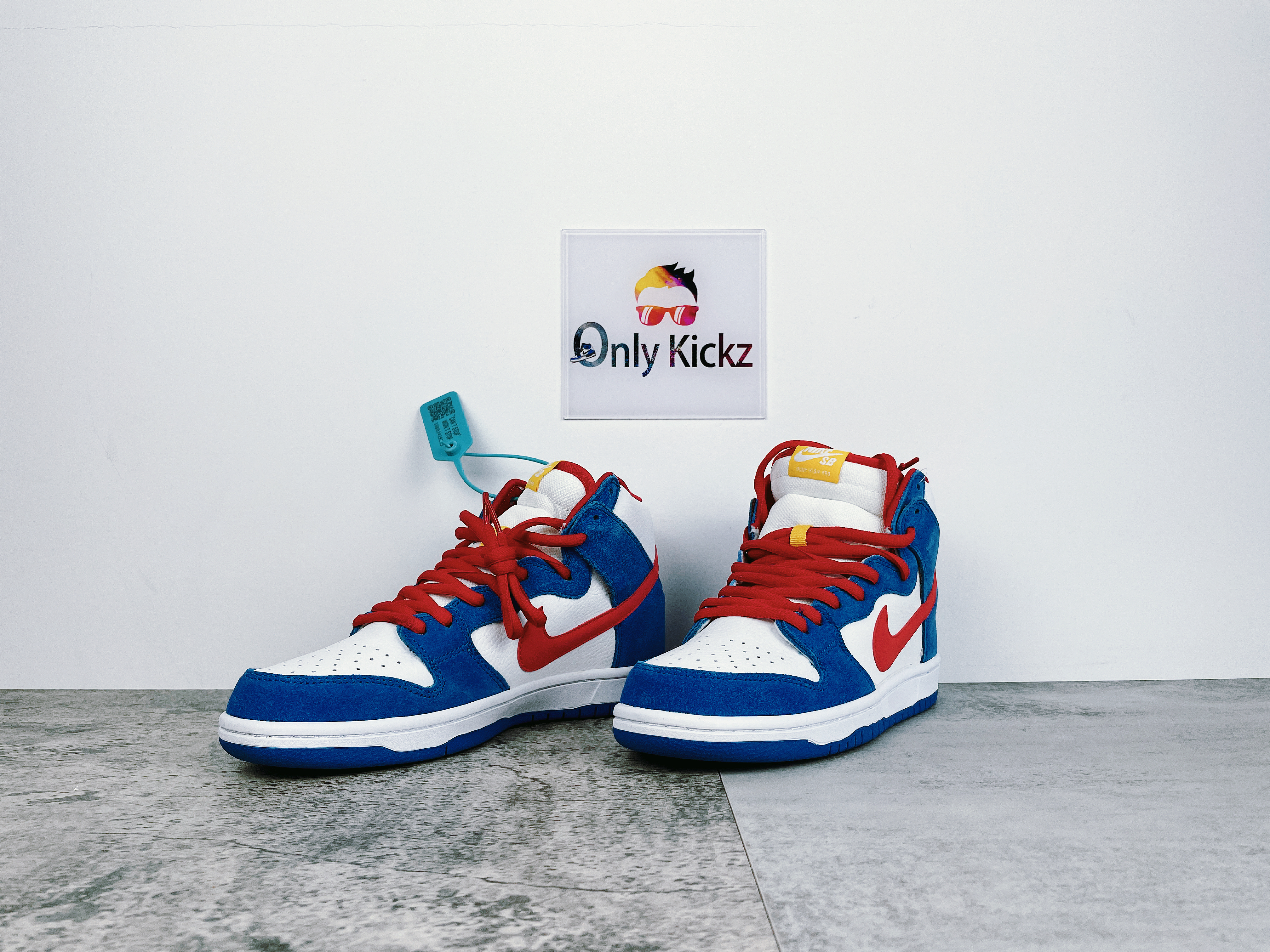 SB Dunk High Doraemon