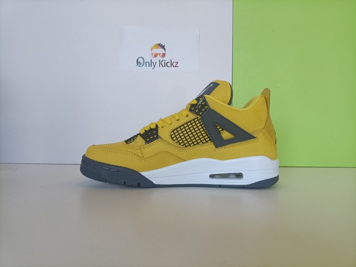 4's Retro Lightning (2021)