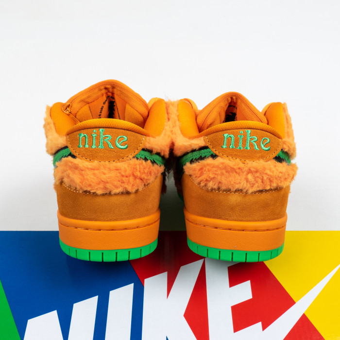 SB DUNK Grateful Dead Bears Orange