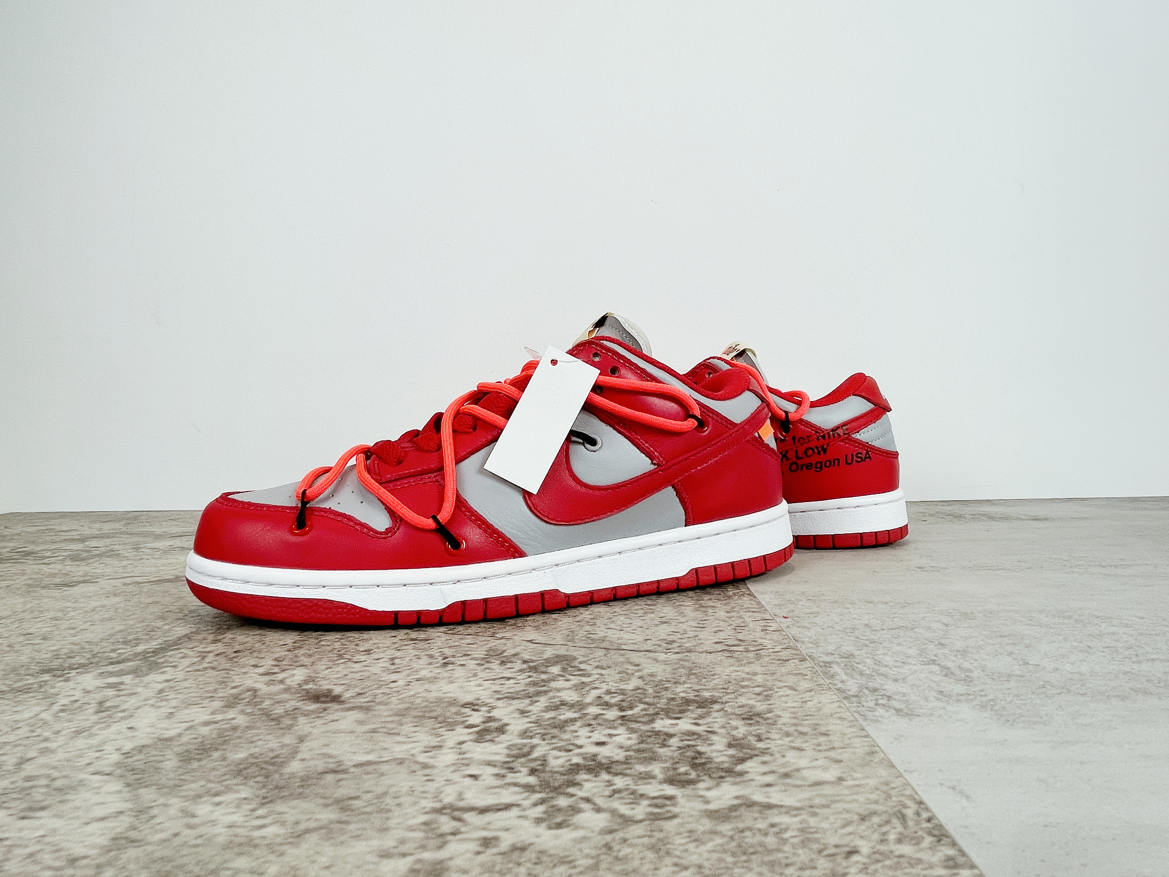 OWx Futura x SB Dunk University Red