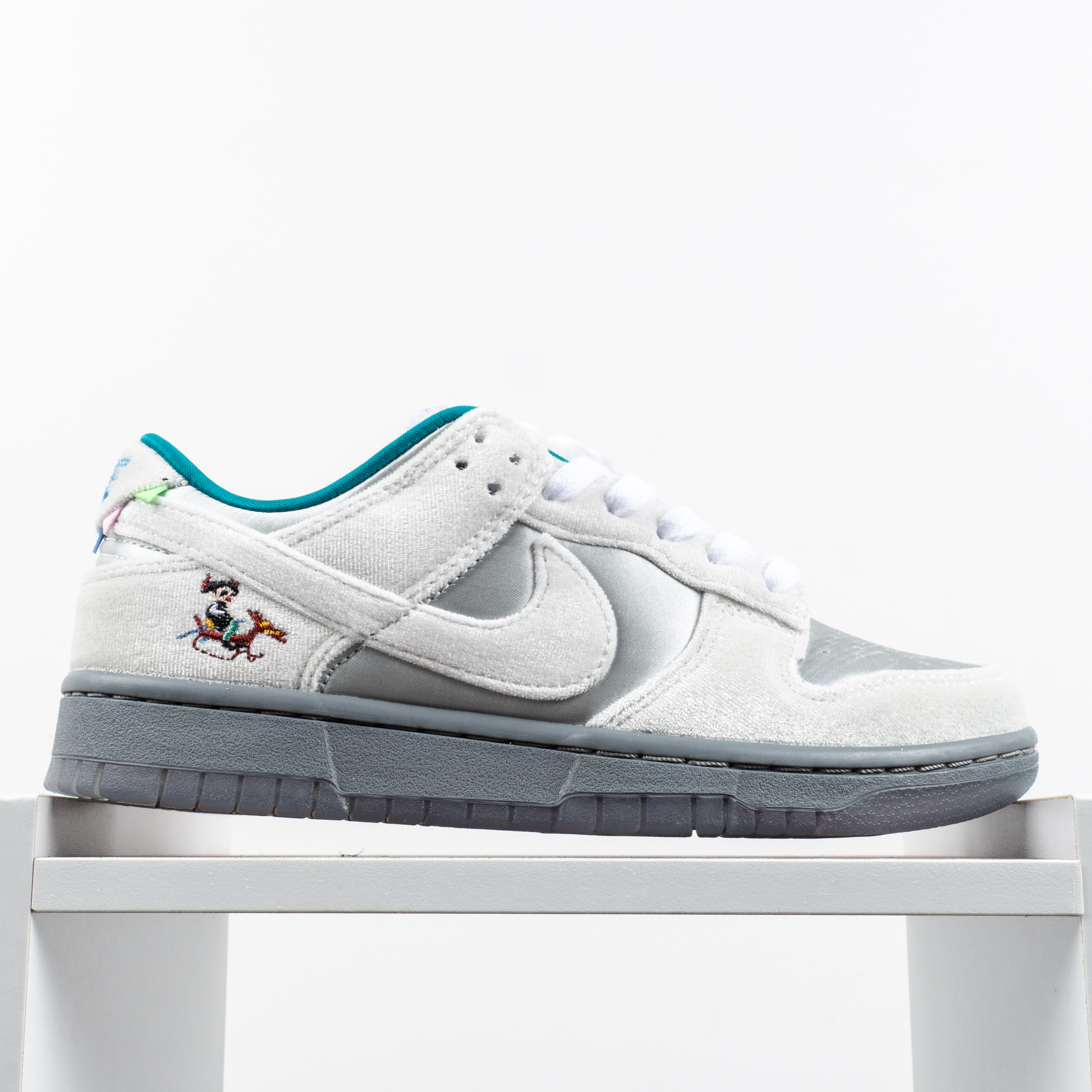 Dunk Low Ice