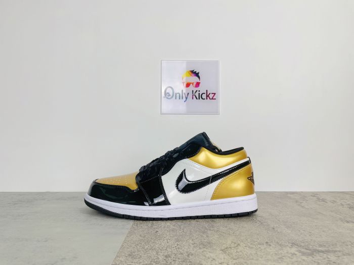 1's Low Gold Toe