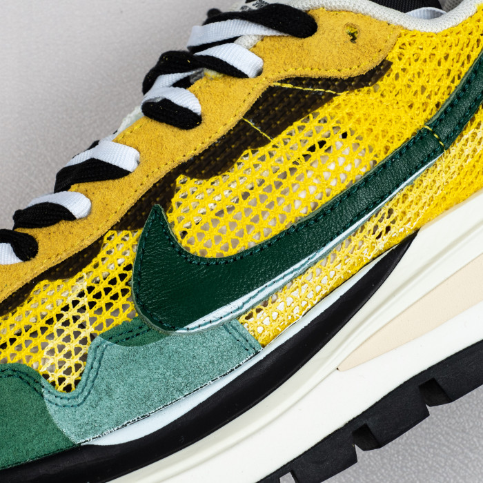 Vaporwaffle sacai Tour Yellow Stadium Green