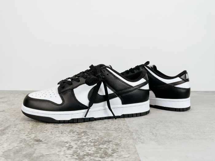 Dunk Low Retro White Black