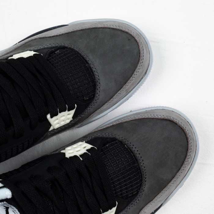 4's Retro Fear Pack