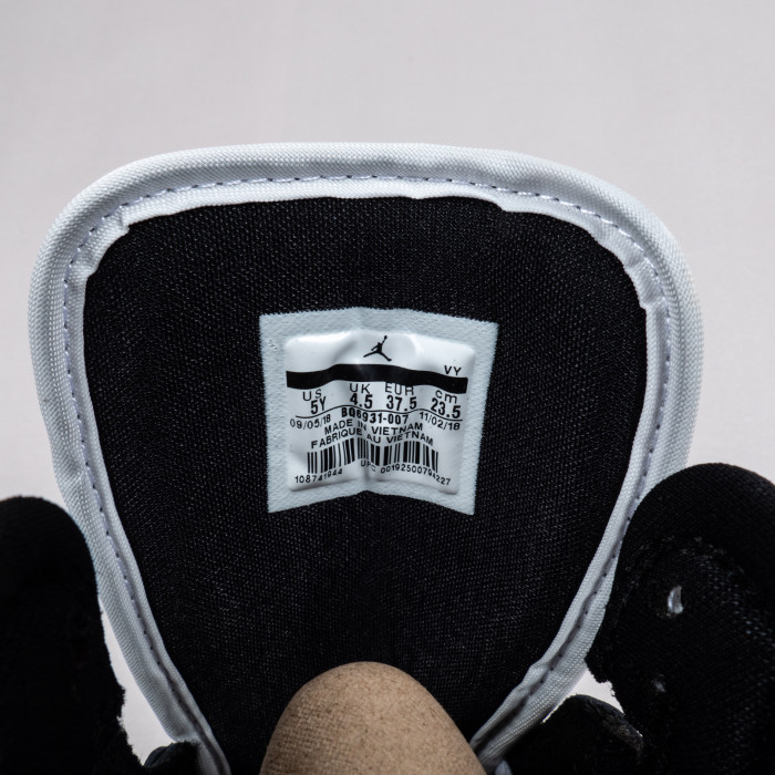 1's Mid Patent Black White Gold