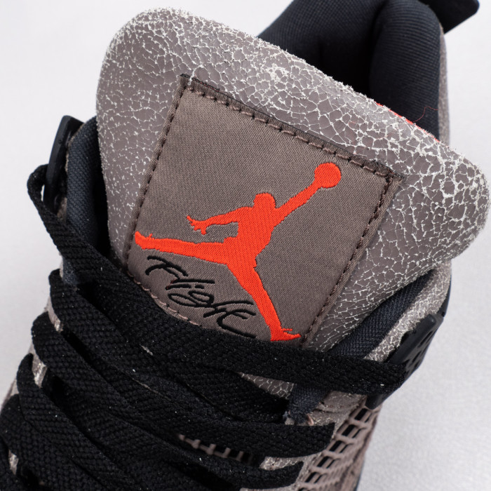 4's Retro Taupe Haze