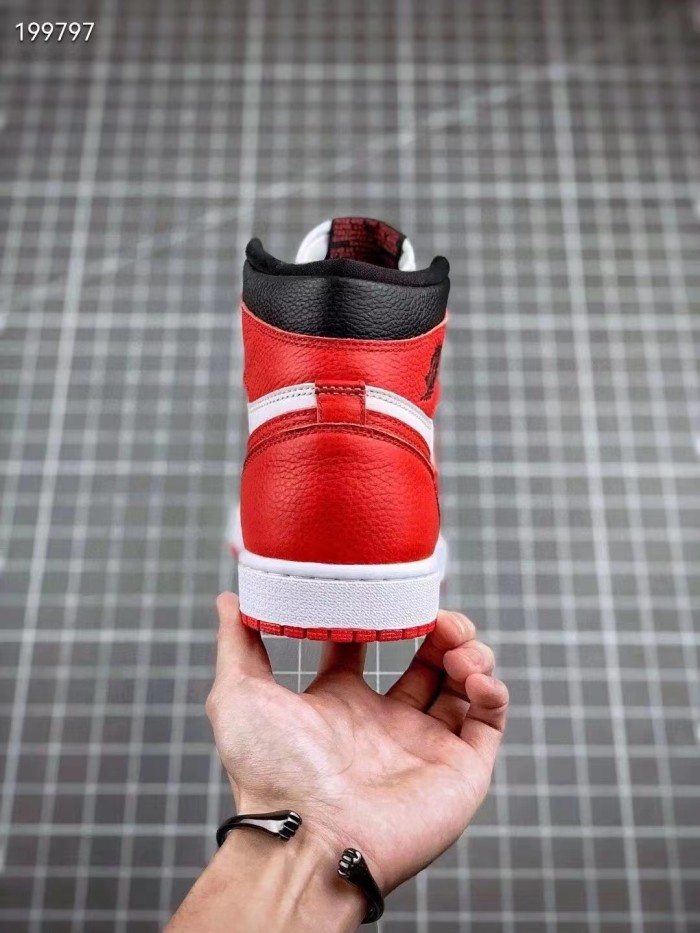 1's Retro High OG Heritage