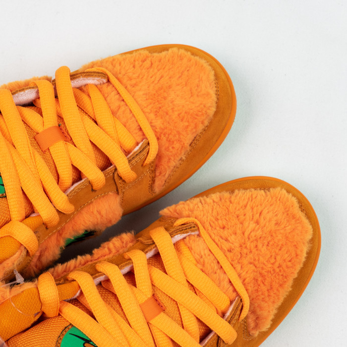 SB DUNK Grateful Dead Bears Orange