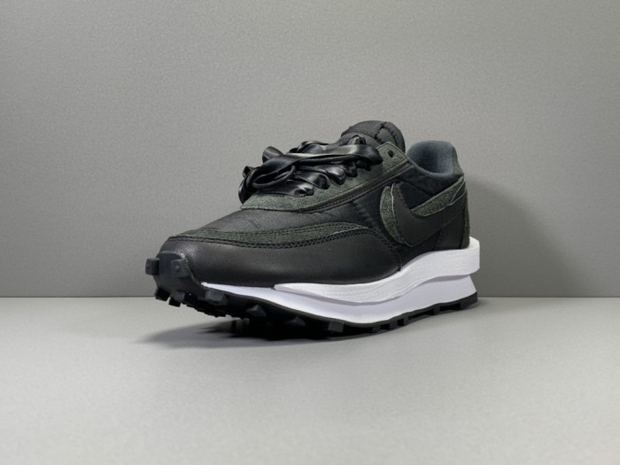 Sacai x Waffle Daybreak Black