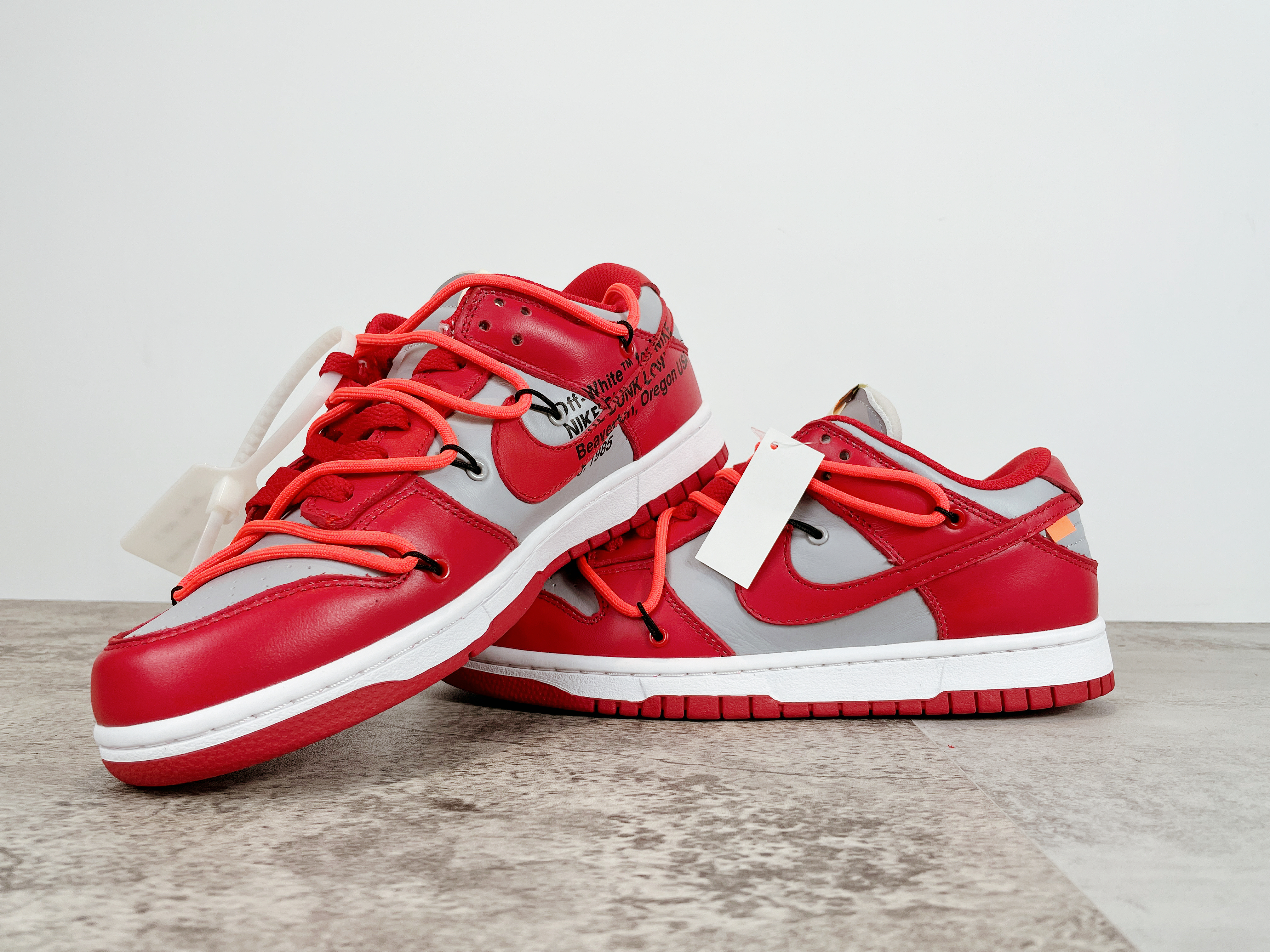 OWx Futura x SB Dunk University Red