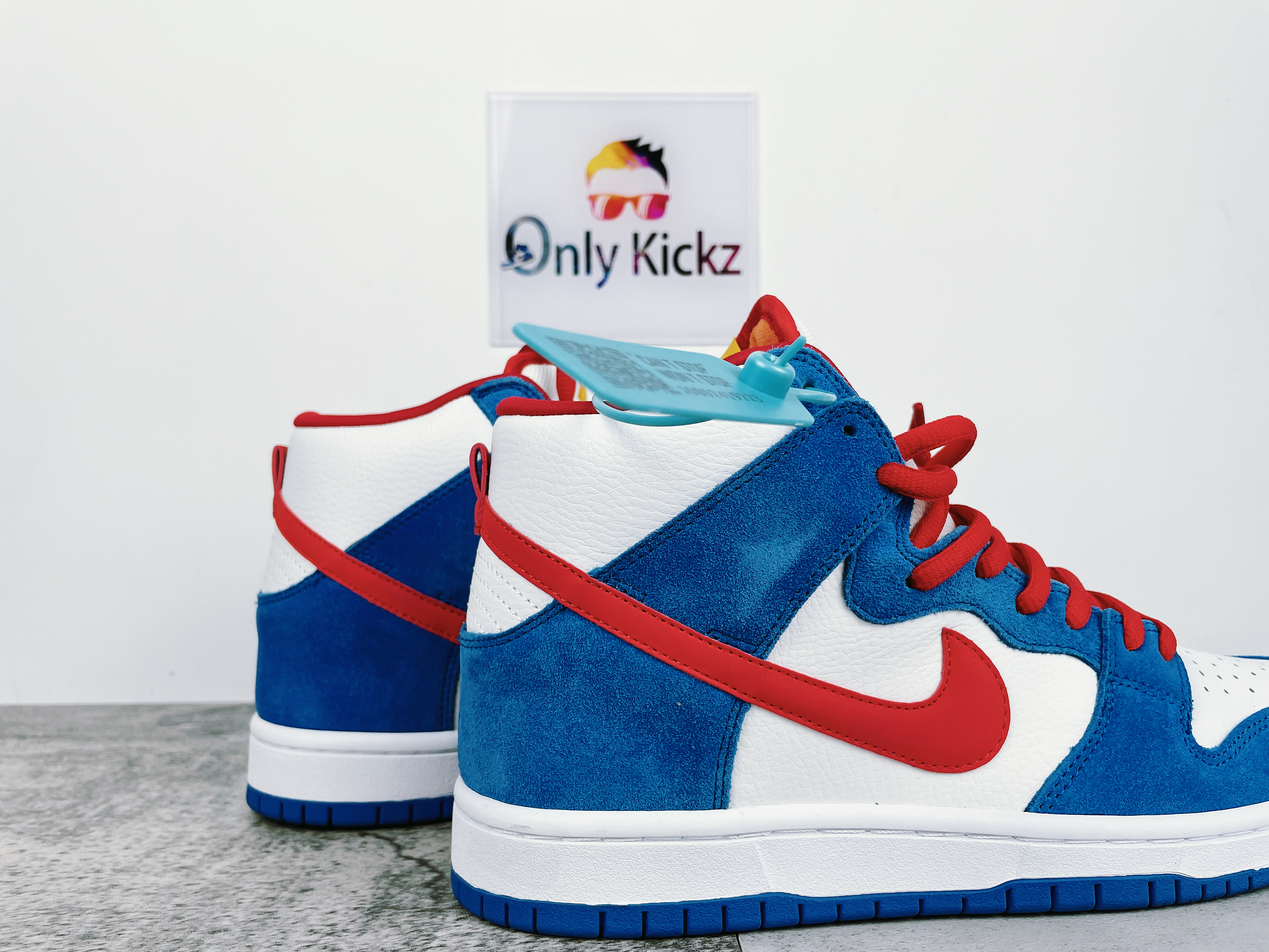 SB Dunk High Doraemon