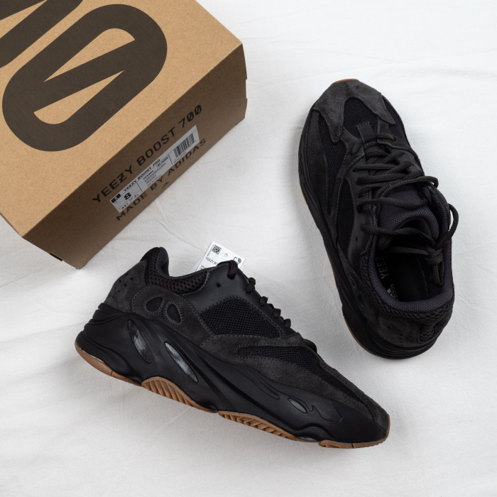 700 Utility Black