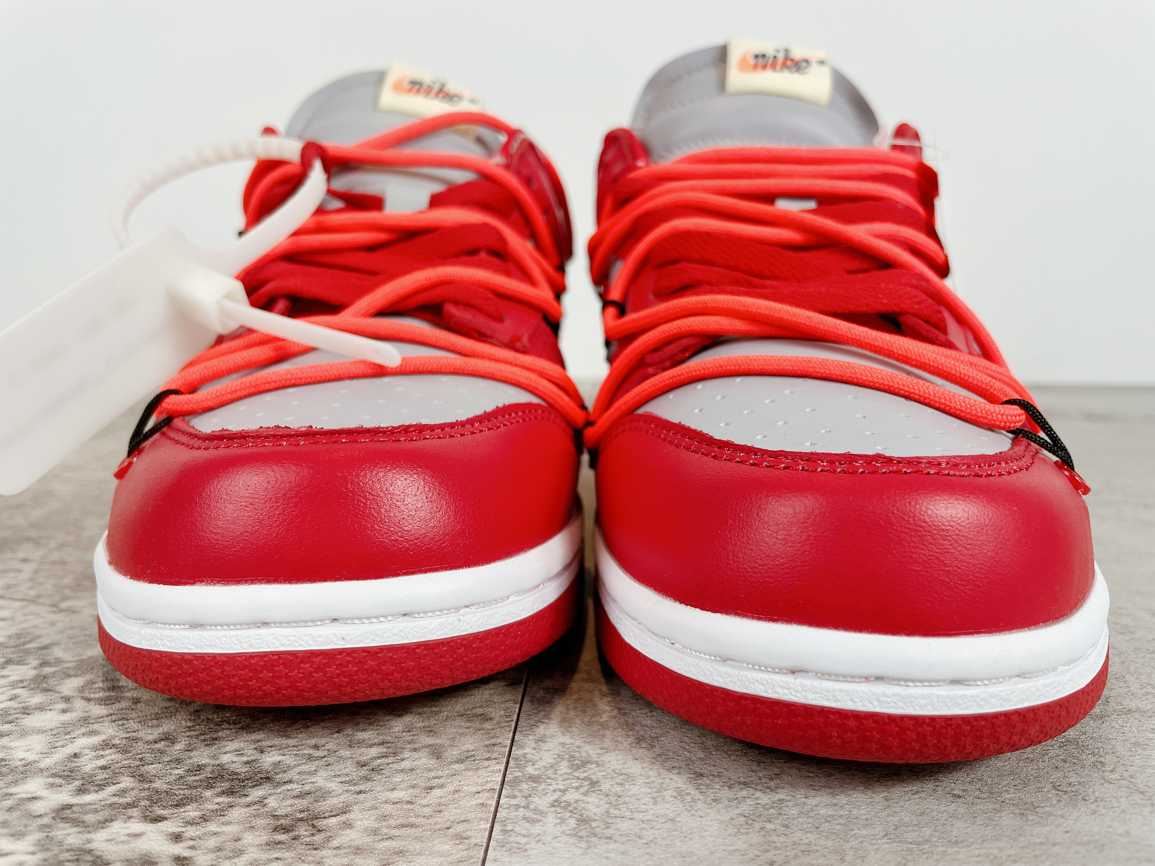 OWx Futura x SB Dunk University Red