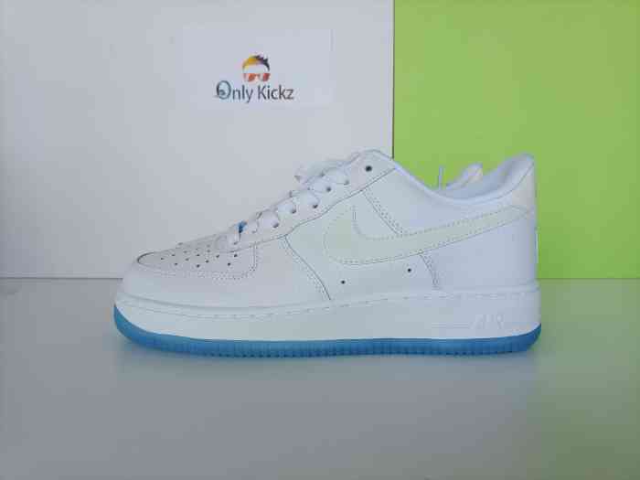 AF 1 Low UV Reactive Swoosh