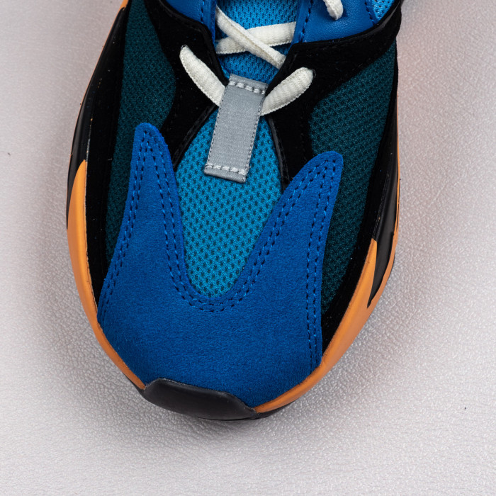 700 Bright Blue