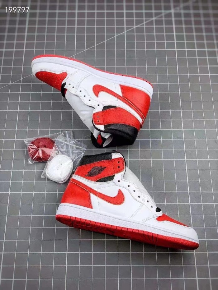 1's Retro High OG Heritage