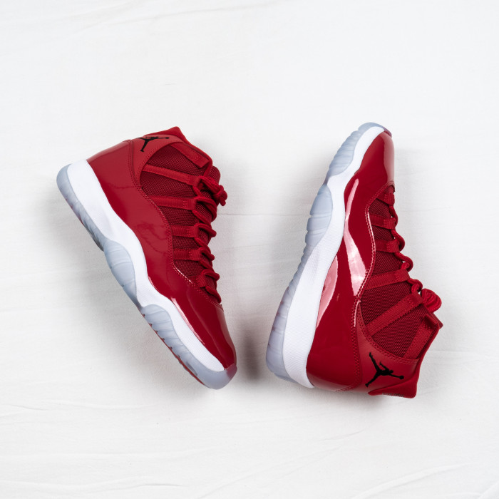 11's Retro Win Like 96