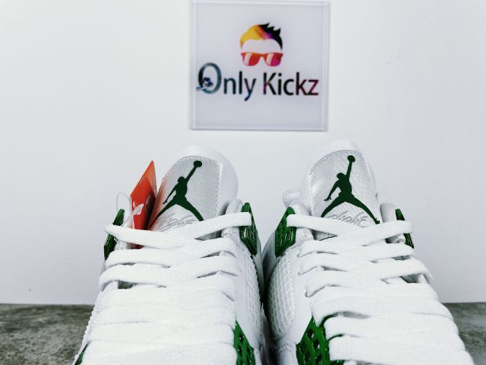 4's Retro Metallic Green