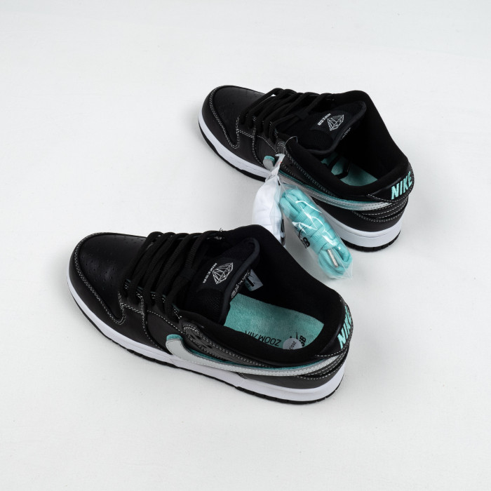 SB Dunk Low Diamond Supply Co Black Diamond