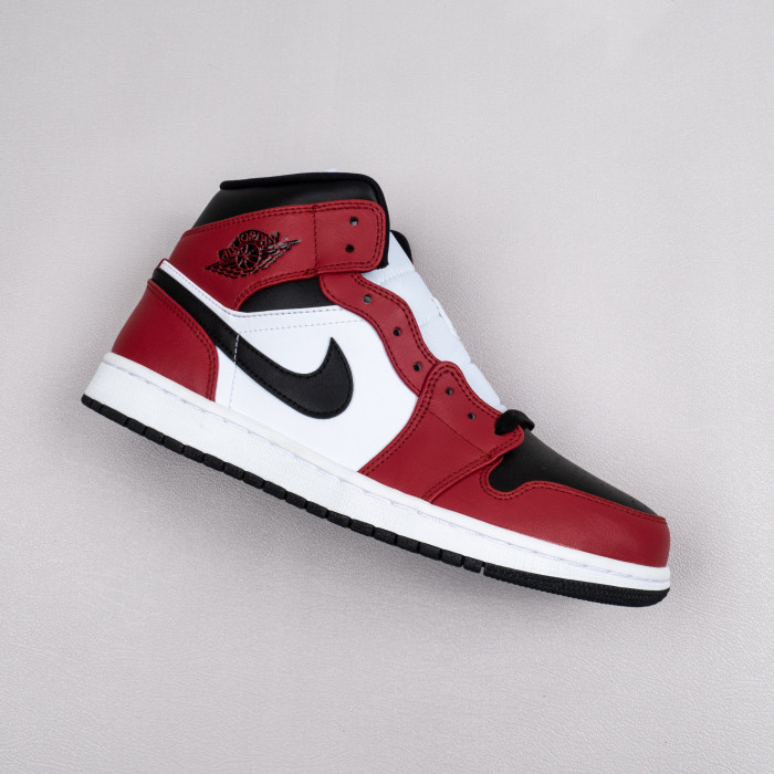 1's Mid Chicago Toe