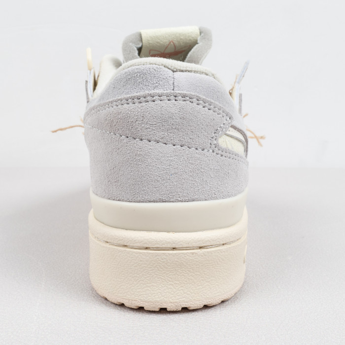 Forum 84 Low OW