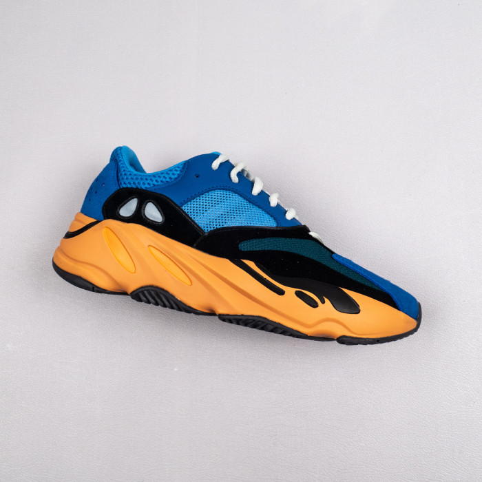 700 Bright Blue