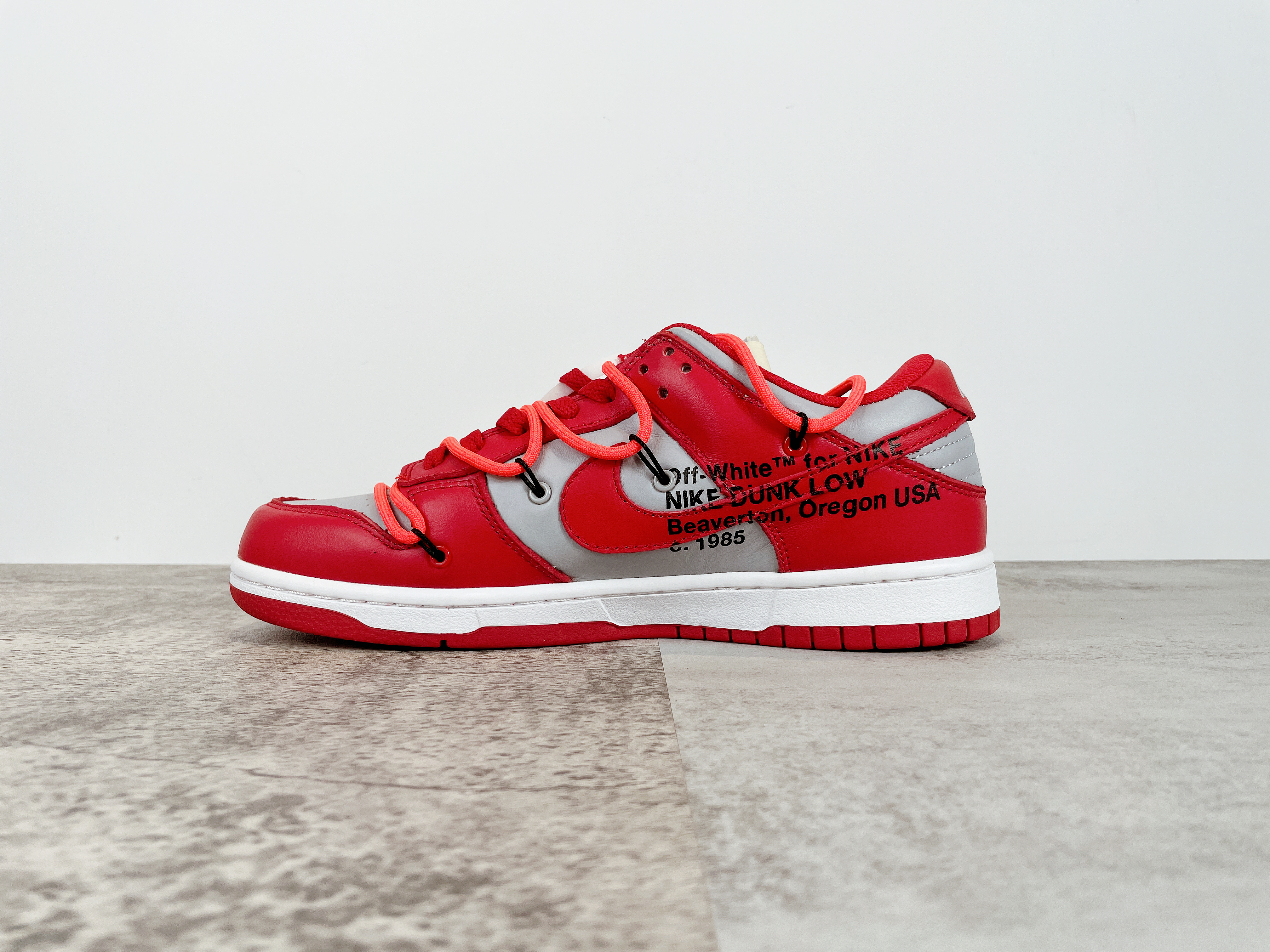 OWx Futura x SB Dunk University Red