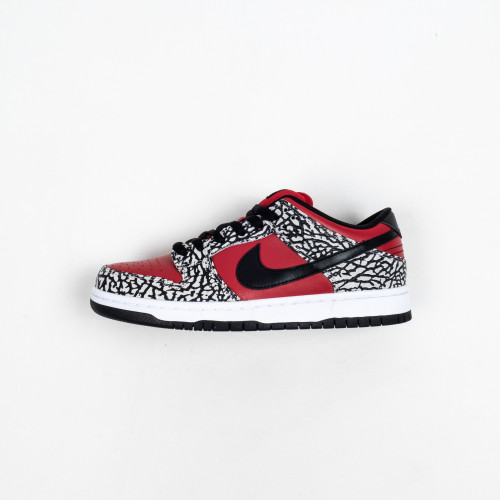 Dunk SB Low Supreme Red Cement