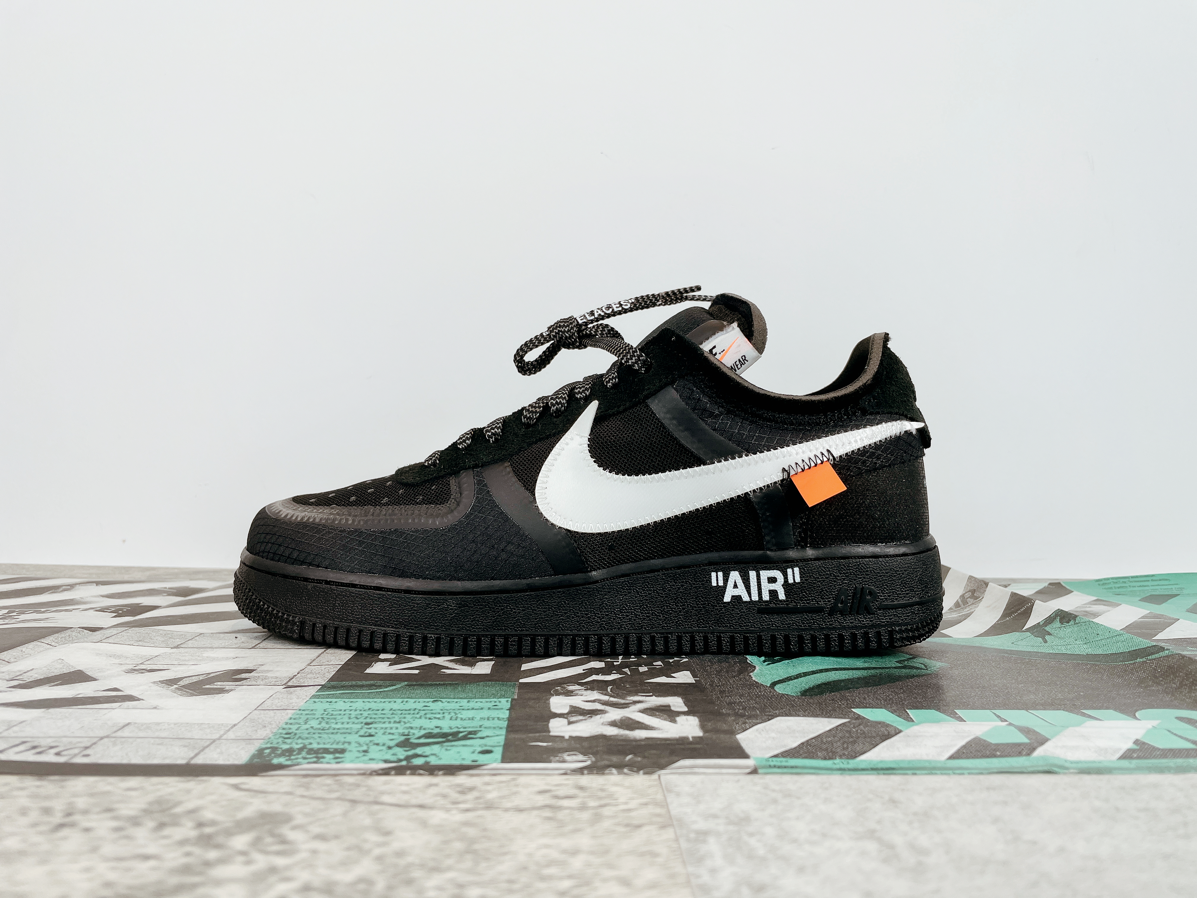 AF 1 Low OW Black White