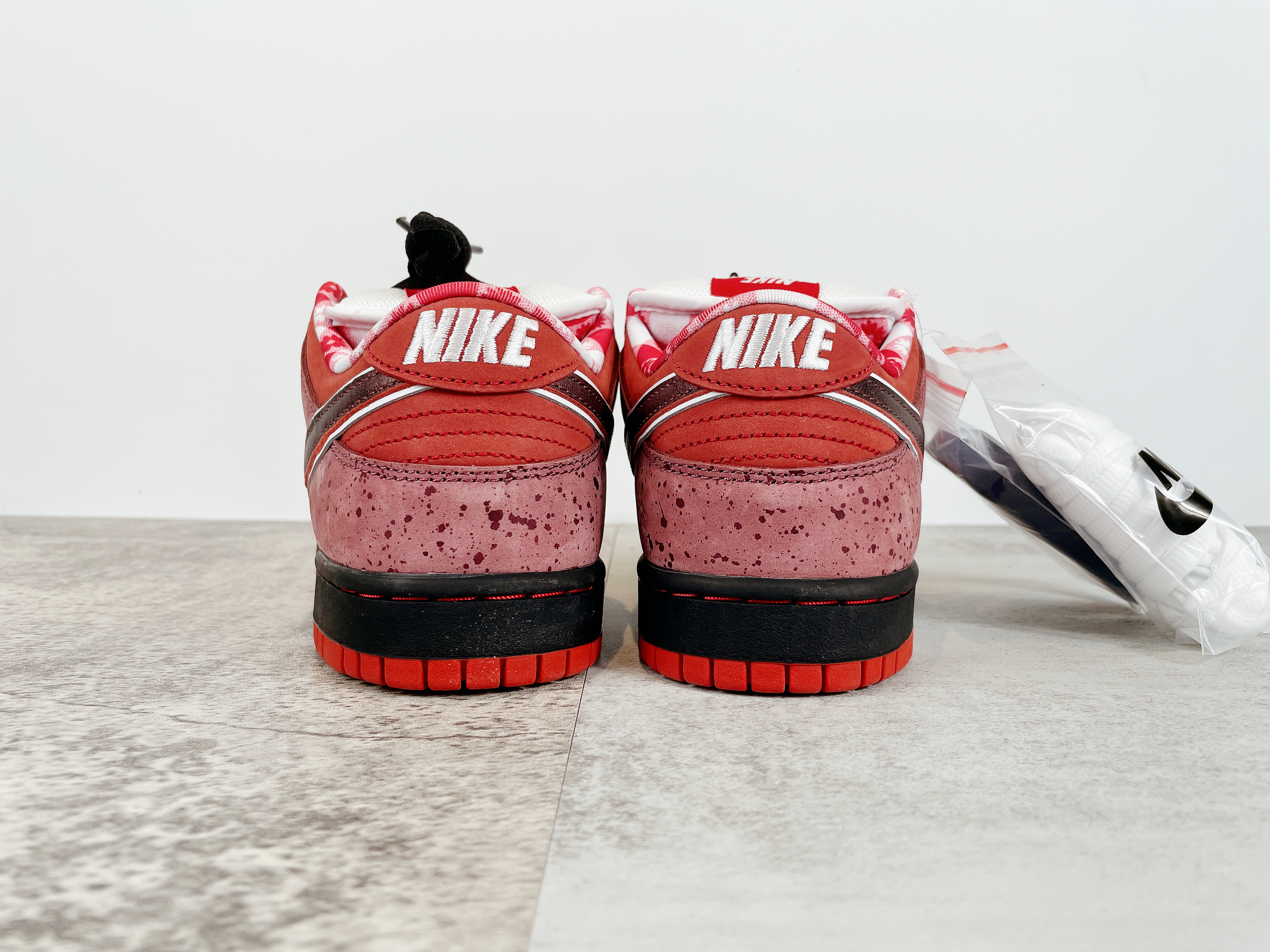 【OG】Dunk SB Low Red Lobster (Regular Box)